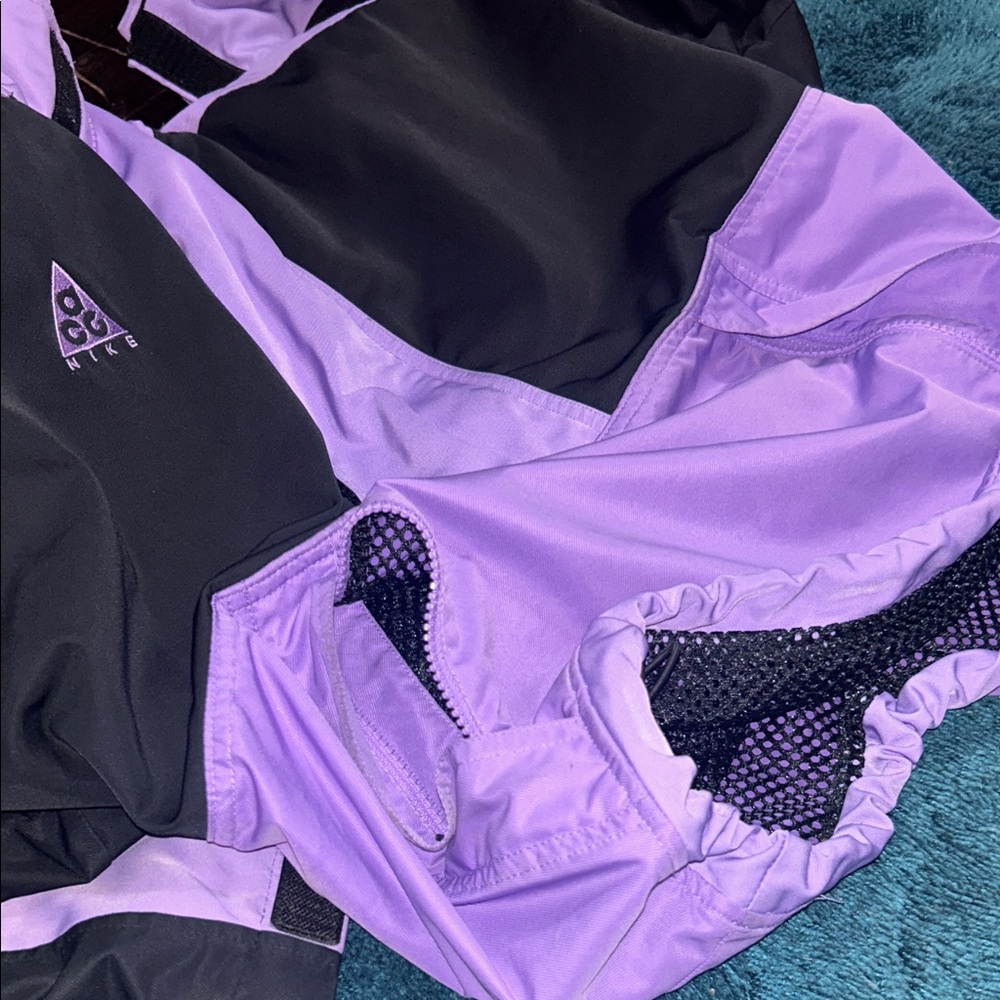 Nike ACG Kids Black and Lavender Raincoat - Picture 3 of 4